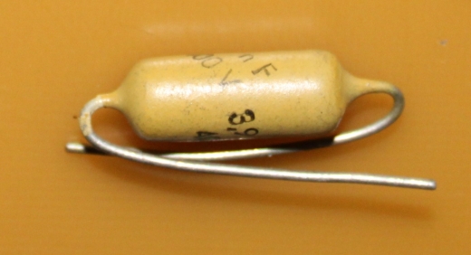 Mullard Mustard Kondensator 0,0039 F / 3,9 nF 400V