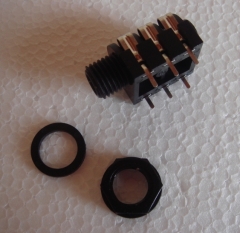 Klinkenbuchse STEREO, 6 pin, Plastik, kurze pins